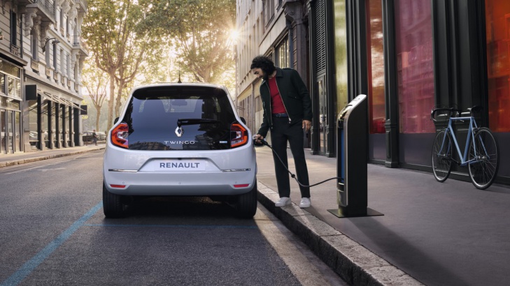 pub renault twingo ze electric production audiovisuelle